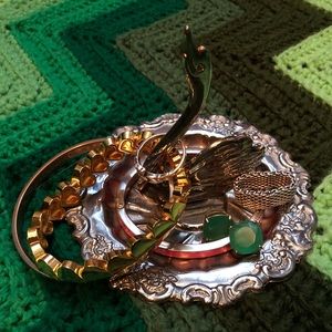 Swan ring bracelet jewelry stand silver vintage